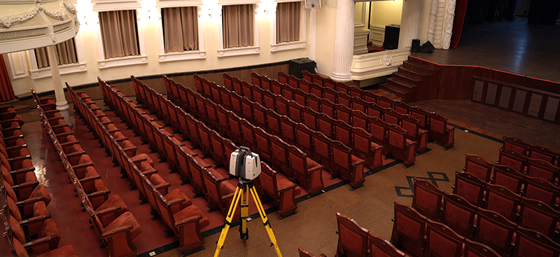 Leica RTC360 Scanner in the Saigon Opera House Auditorium