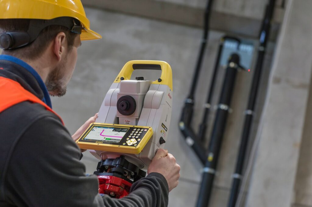 Leica iCON iCR80 – Robotic Total Station for Construction