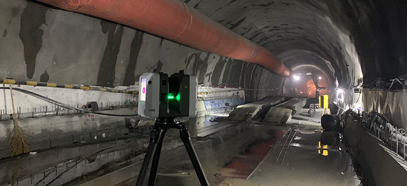 leica-rtc360-captures-points-to-generate-a-point-cloud-of-the-tunnel